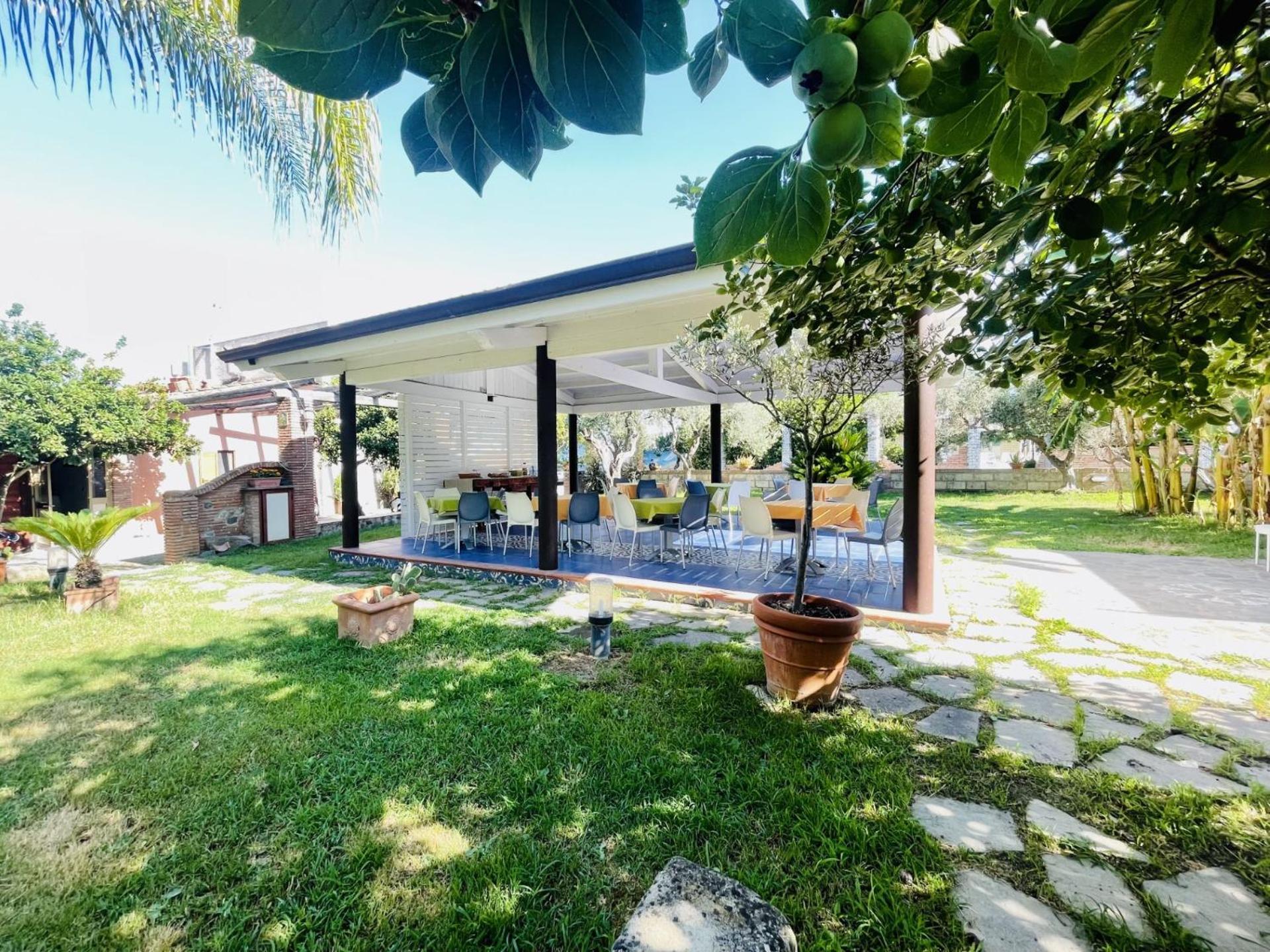 Bed and Breakfast Borgo Camicia In Барчеллона-Поццо-ди-Готто Экстерьер фото