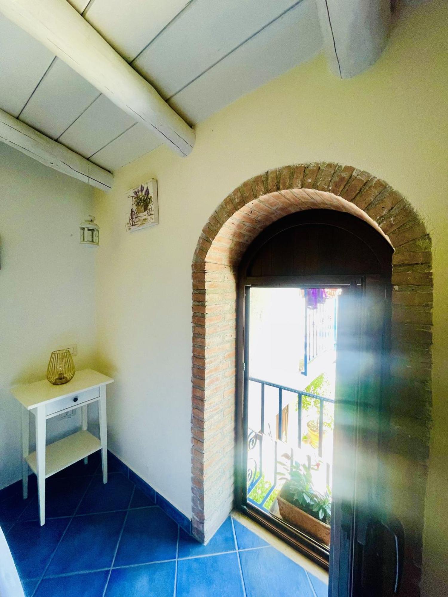 Bed and Breakfast Borgo Camicia In Барчеллона-Поццо-ди-Готто Экстерьер фото